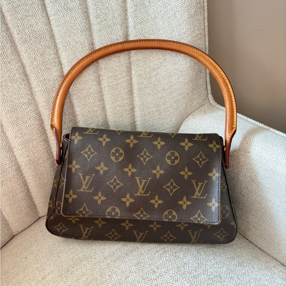 Louis Vuitton Looping Mini Monogram Vintage
